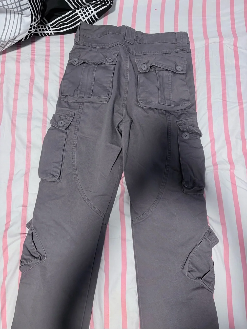 Vintage grey cargo pants from the 90s